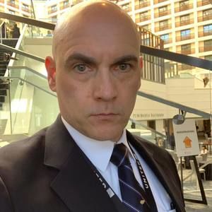 Meet your Posher, Eric